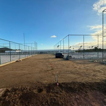 Execução do preparo e regularização do solo para  assentamento de piso intertravado na pista de caminhada.