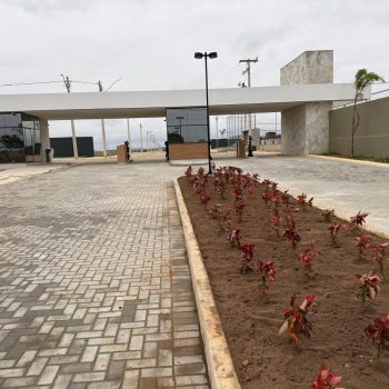 Execução do paisagismo do Portaria.